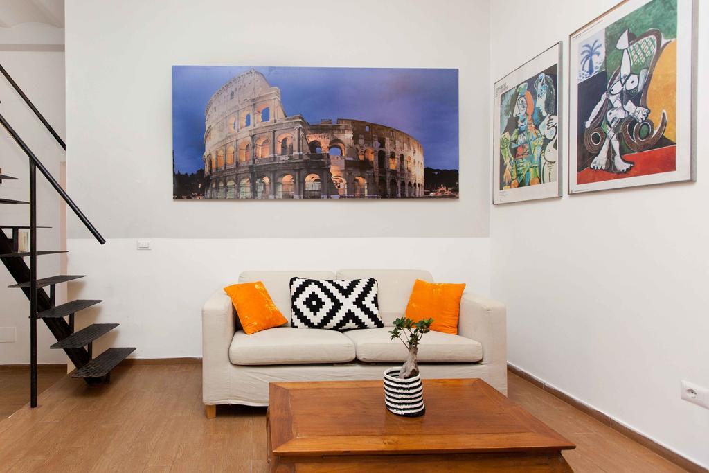 Colosseo Accomodation Appartement Rome Buitenkant foto